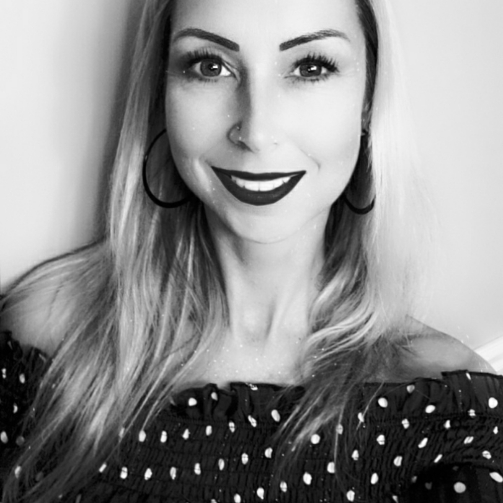 Meet your Posher, Michaela